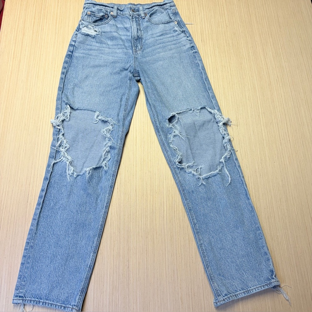 American Eagle Highest Rise Baggy Straight Jeans Womens 6 Destroyed Ripped